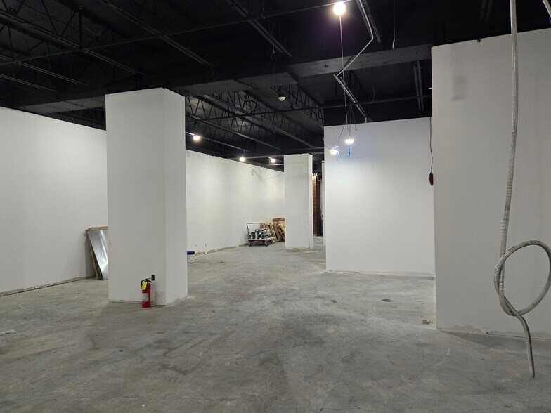 More Photos Of 913 N Market St, Wilmington Apartments For Lease