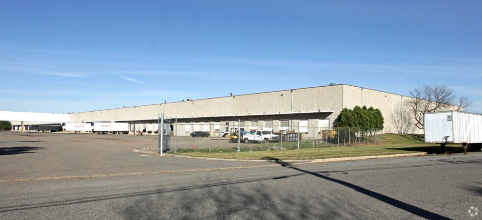 More Photos Of 1 Heller Park Ln, Somerset Unknown For Lease