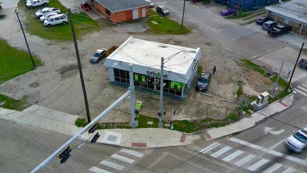 More Photos Of 4302 Highway 3, Dickinson Freestanding For Sale