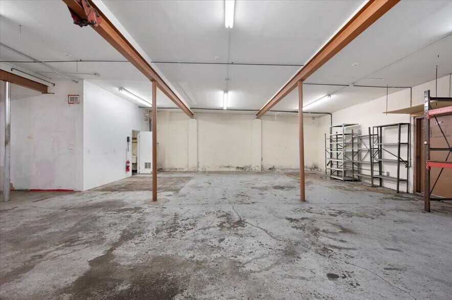 More Photos Of 217 Madison Ave, Port Chester Light Distribution For Sale