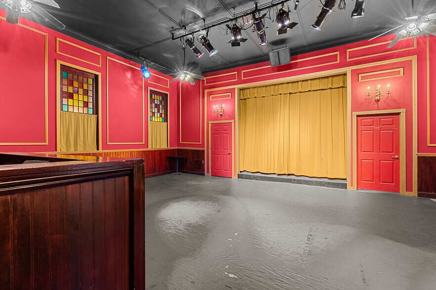 More Photos Of 11 E Broadway, Salem Theater Concert Hall For Sale