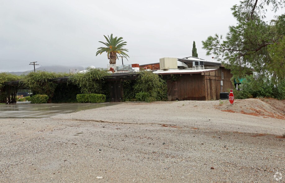 More Photos Of 690 Old Ca-58, Barstow Restaurant For Sale
