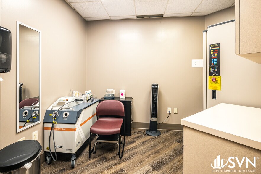 More Photos Of 1401 Harrodsburg Rd, Lexington Medical For Lease