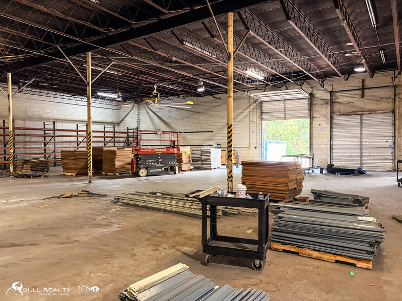 More Photos Of 5530 E Ponce De Leon Ave, Stone Mountain Distribution For Lease