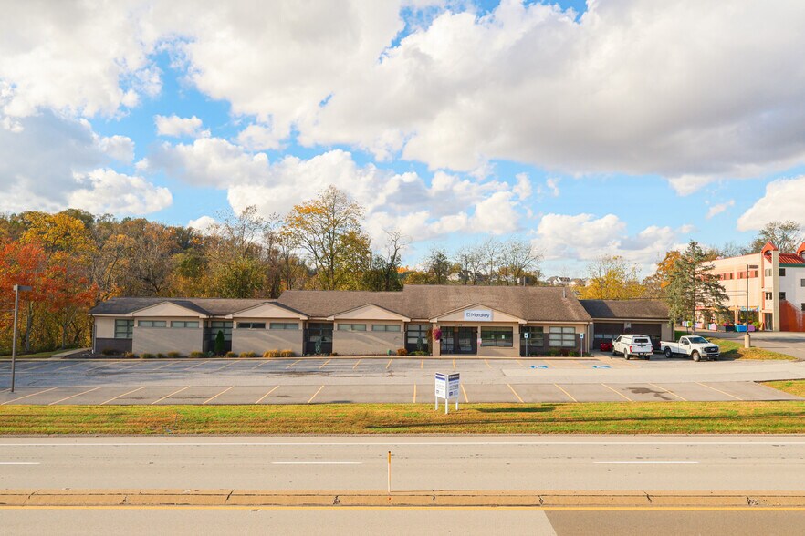 Primary Photo Of 1075 Waterdam Plaza Dr, McMurray Office For Lease