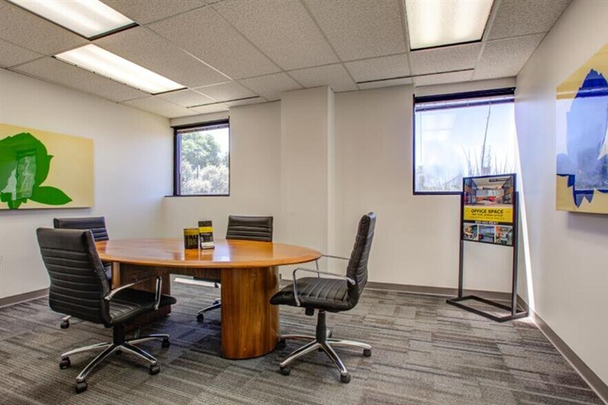 More Photos Of 10000 N 31st Ave, Phoenix Coworking Space