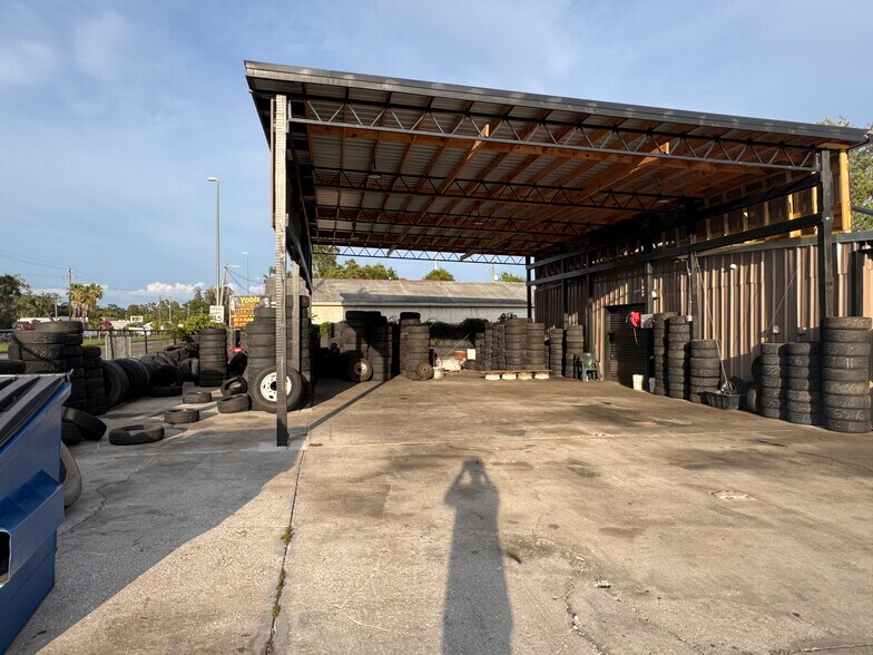 More Photos Of 6301 Causeway Blvd, Tampa Auto Repair For Lease