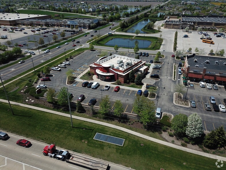 More Photos Of 12646 S Route 59, Plainfield Restaurant For Lease