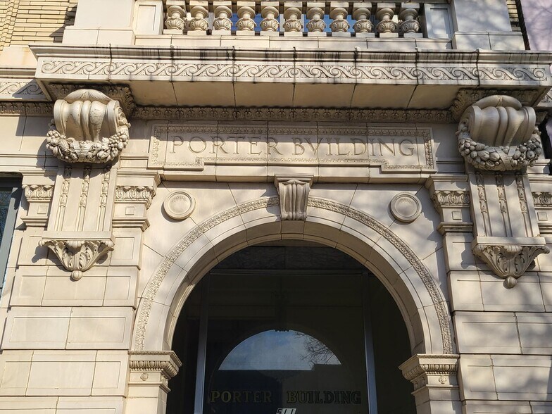 More Photos Of 501-511 Main St, Woodland Office For Lease