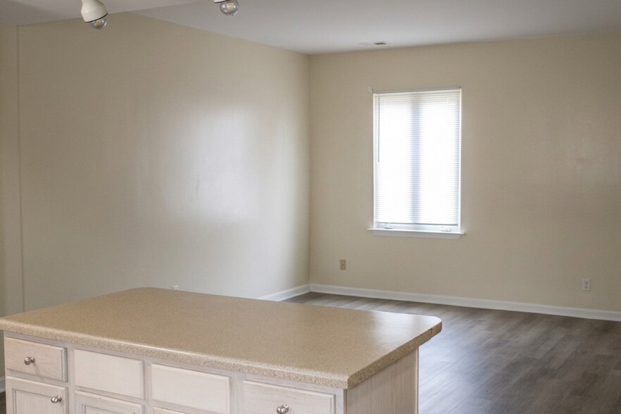 More Photos Of 516 19th Ave N, Nashville Apartments For Sale