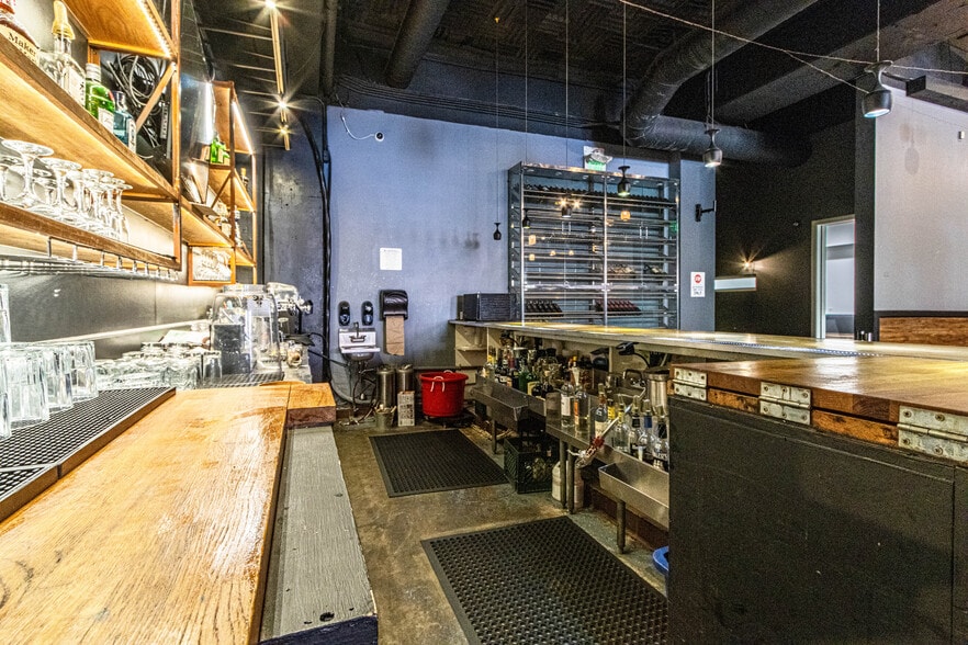 More Photos Of 1865 Post St, San Francisco General Retail For Sale