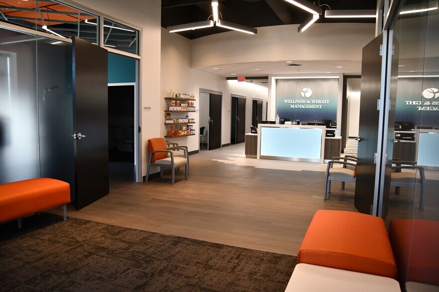 More Photos Of 231 W Day Rd, Mishawaka Freestanding For Sale