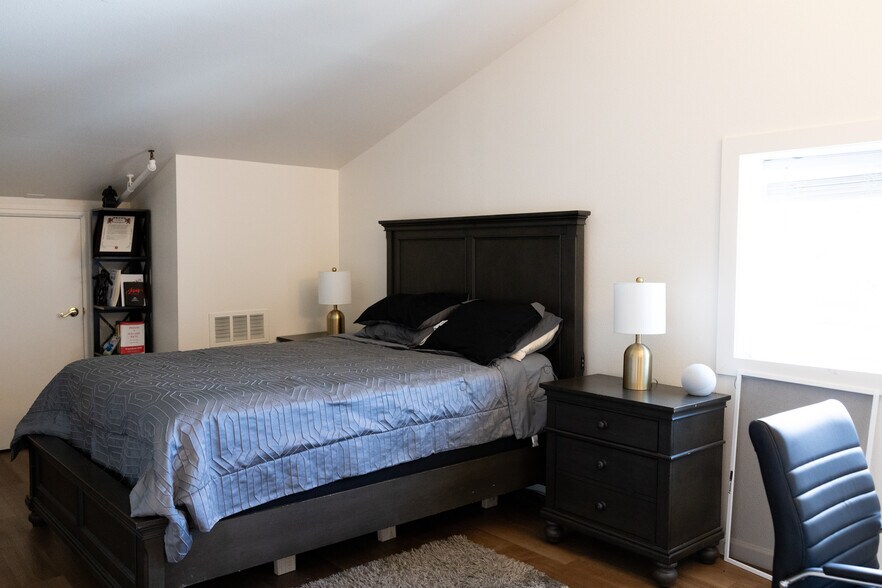 More Photos Of 155 Sheridan Blvd, Lakewood Freestanding For Sale