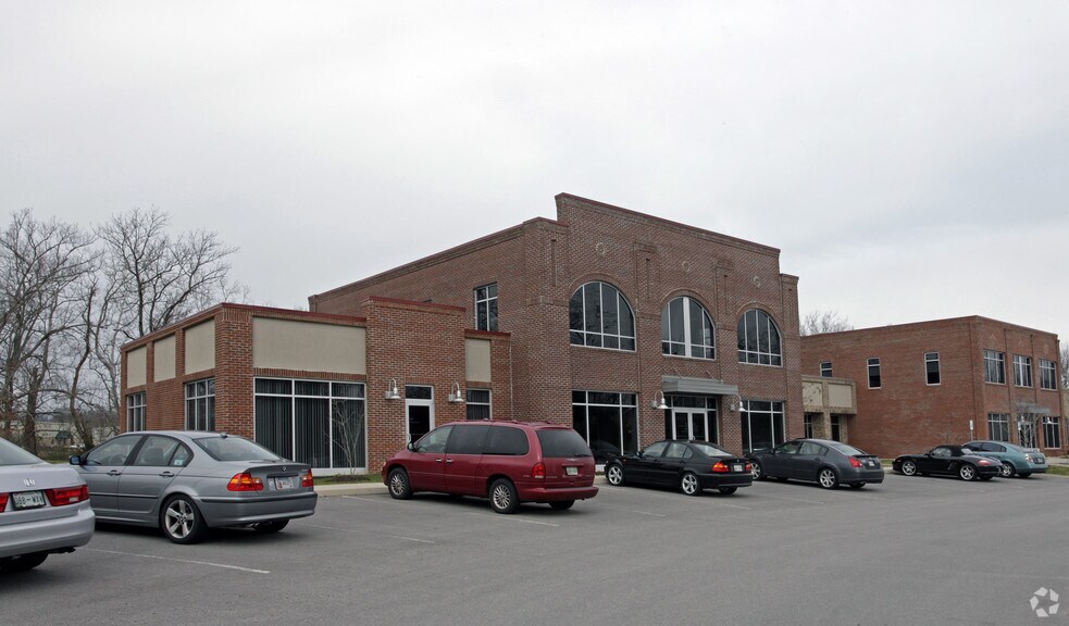 More Photos Of 2575 Willow Point Way, Knoxville Office For Lease