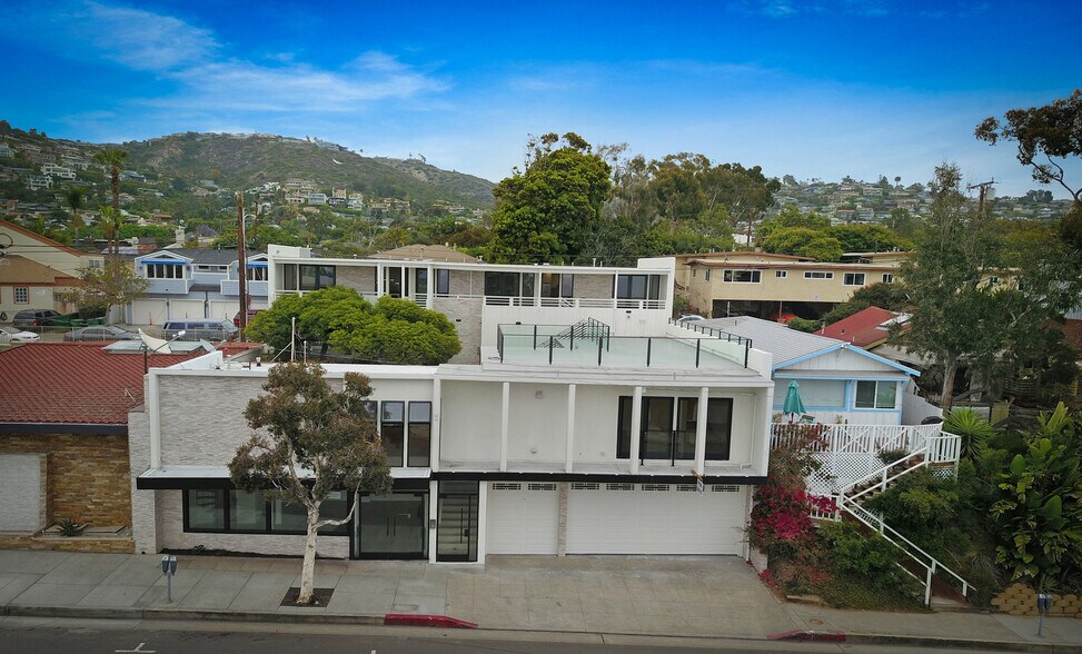 More Photos Of 621 Ramona Ave, Laguna Beach Apartments For Sale