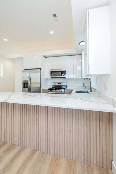 More Photos Of 1245 S Fairfield Ave, Chicago Apartments For Sale