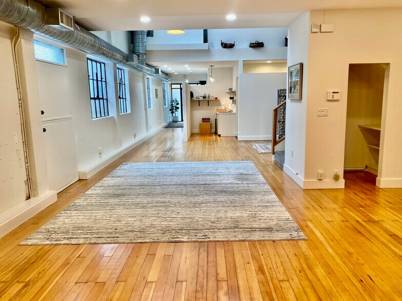 More Photos Of 263 Hatch Ln, Burlingame Office For Lease