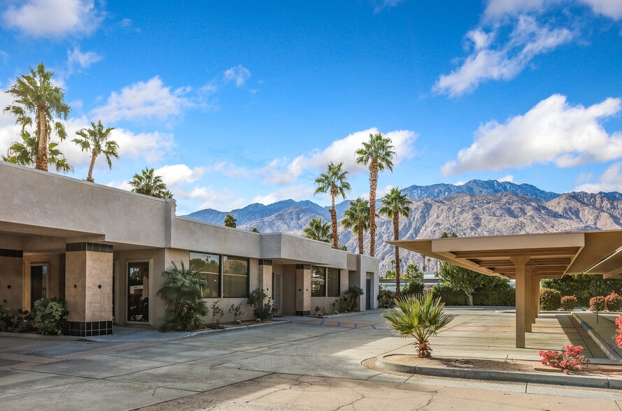 More Photos Of 2100 E Tahquitz Canyon Way, Palm Springs Medical For Lease