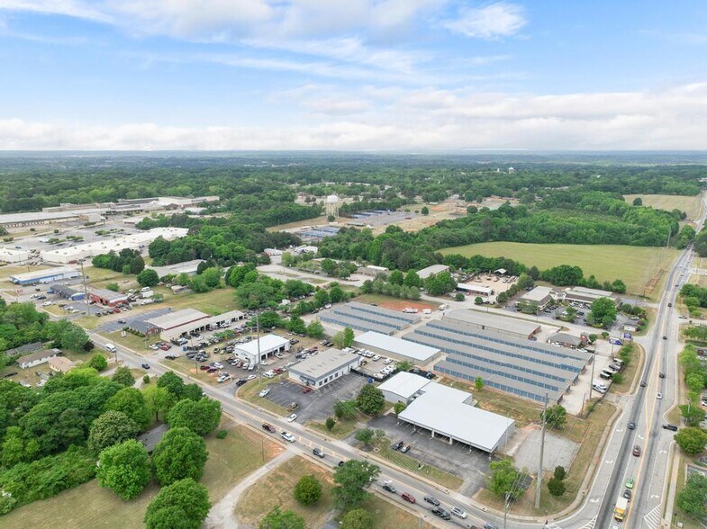 Primary Photo Of 171 Racetrack Rd, McDonough Daycare Center For Sale