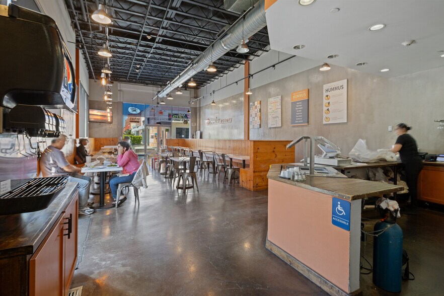 More Photos Of 8266 Firestone Blvd, Downey Restaurant For Lease