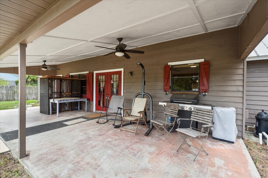 More Photos Of 430 11th Ln SW, Vero Beach Land For Sale