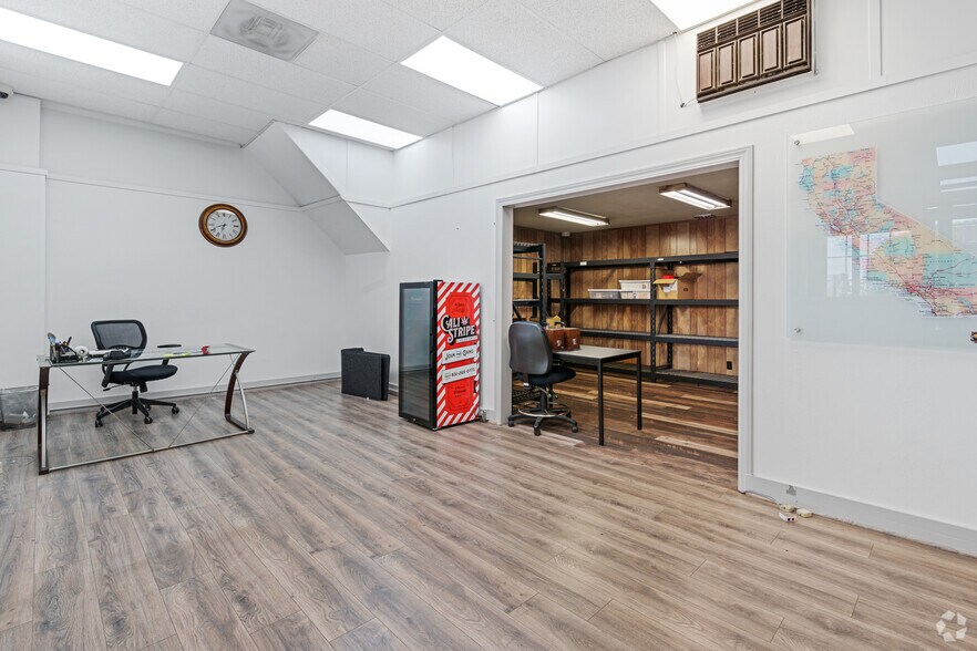 More Photos Of 460-464 9th St, San Francisco Loft Creative Space For Sale