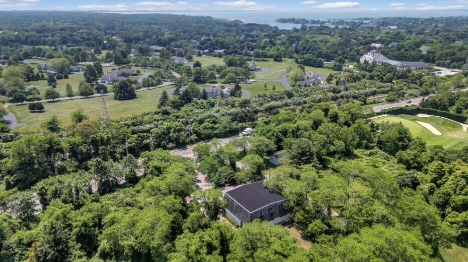 More Photos Of 921 County Road 39, Southampton Office For Sale