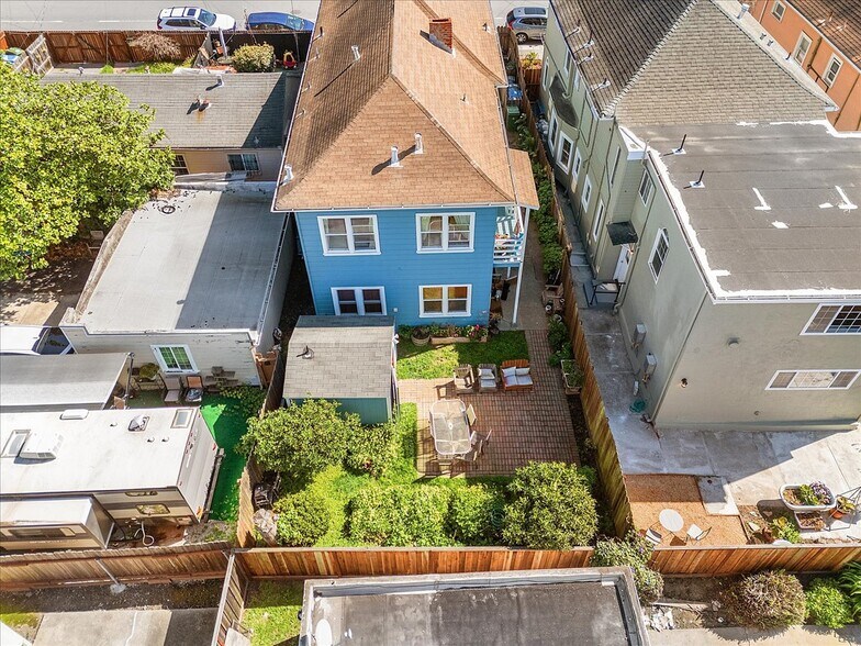 More Photos Of 3110 California St, Berkeley Multifamily For Sale