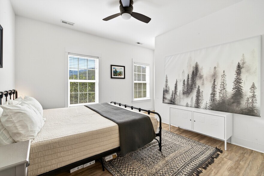 More Photos Of 8026 Buck Creek Rd, Marion Apartments For Sale