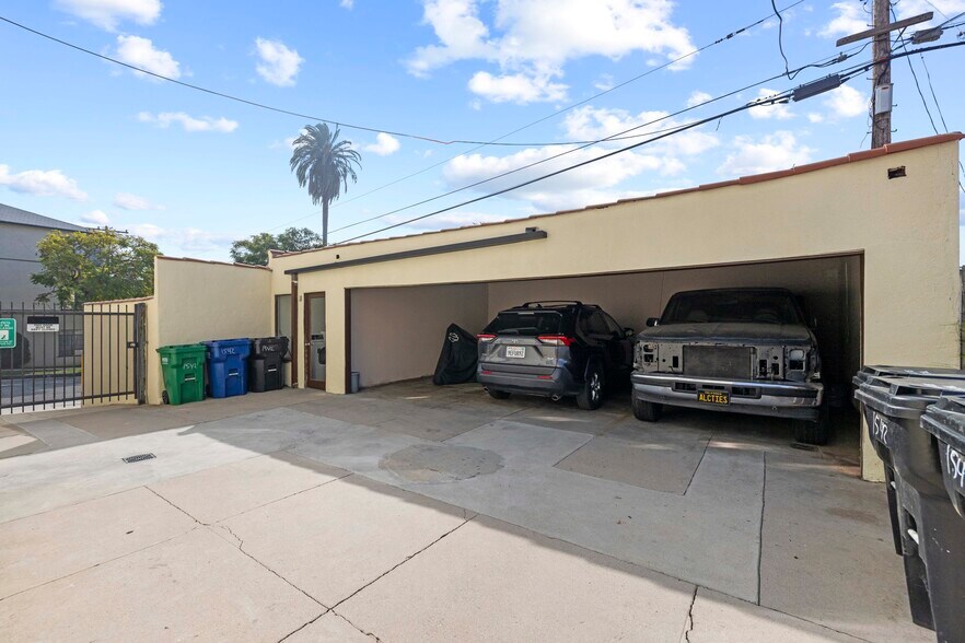 More Photos Of 1542 E Broadway, Glendale Apartments For Sale