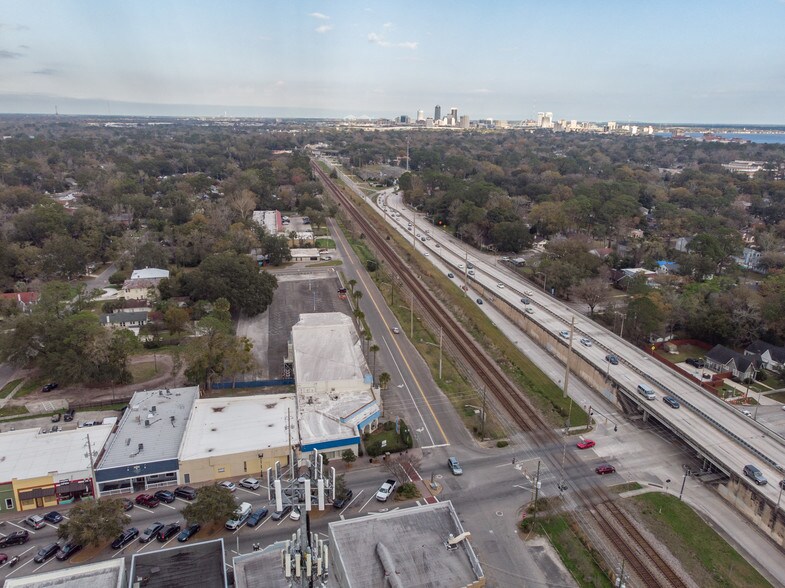 More Photos Of 1187-1193 Edgewood Ave S, Jacksonville Restaurant For Lease