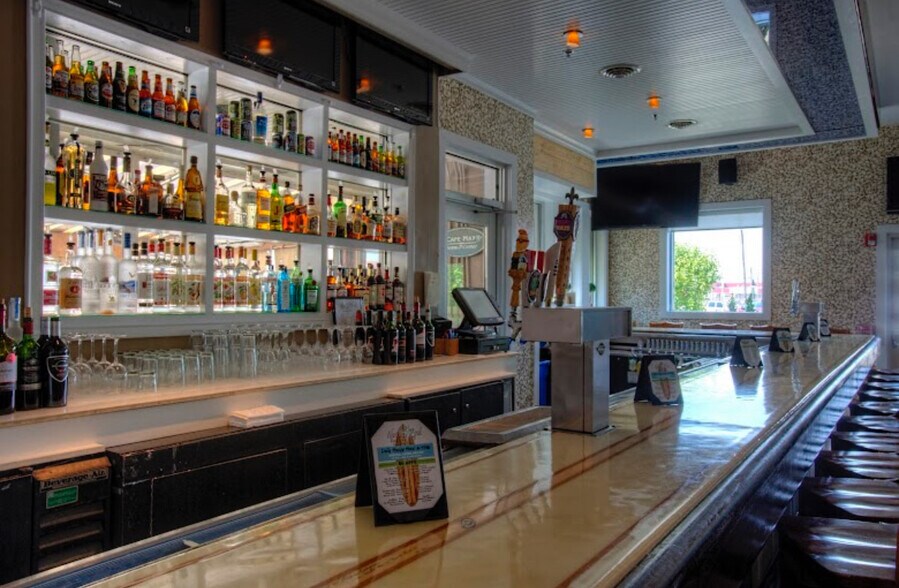 More Photos Of 206 Olde New Jersey Ave, North Wildwood Restaurant For Sale