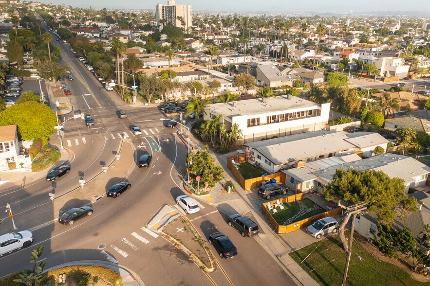 More Photos Of 4980-82 La Jolla Blvd, San Diego Multifamily For Sale