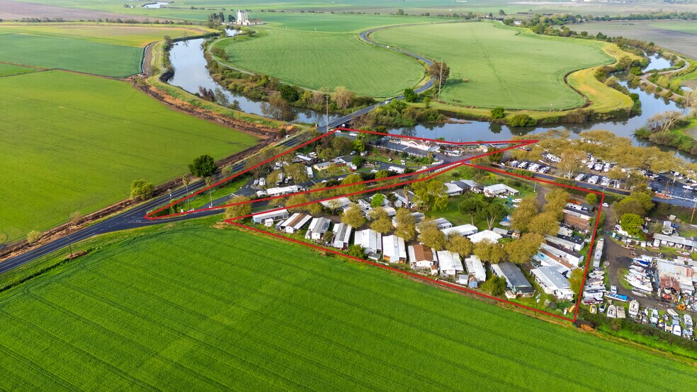 More Photos Of 13955 W Walnut Grove Rd, Walnut Grove Manufactured Housing Mobile Home Park For Sale