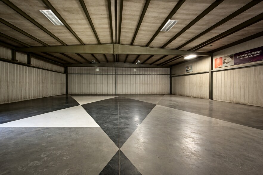 More Photos Of 3281 State Highway 89 N, Evanston Warehouse For Lease