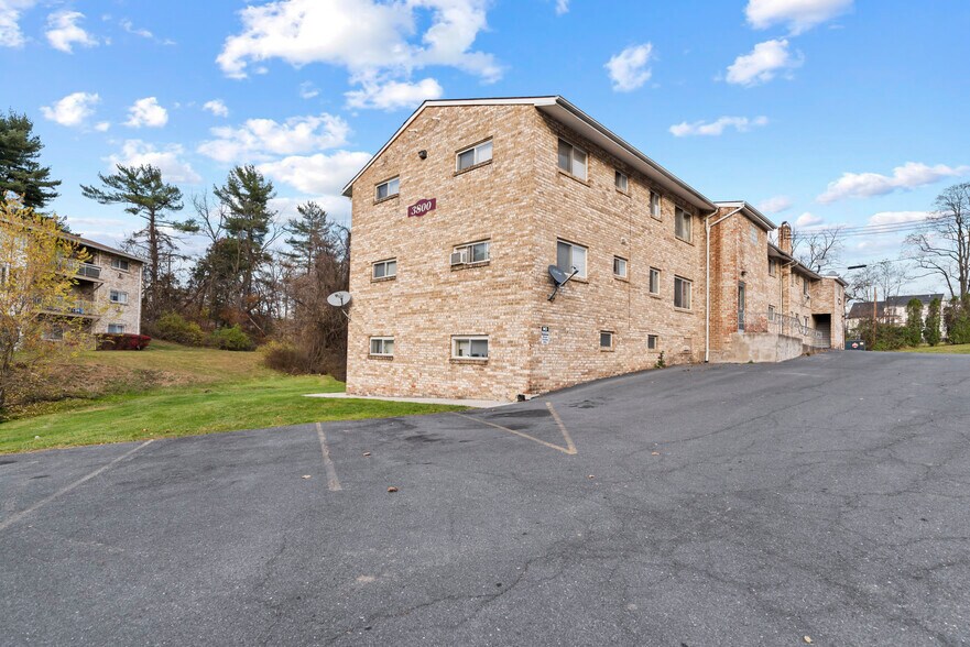 More Photos Of 3800 Elmerton Ave, Harrisburg Apartments For Sale