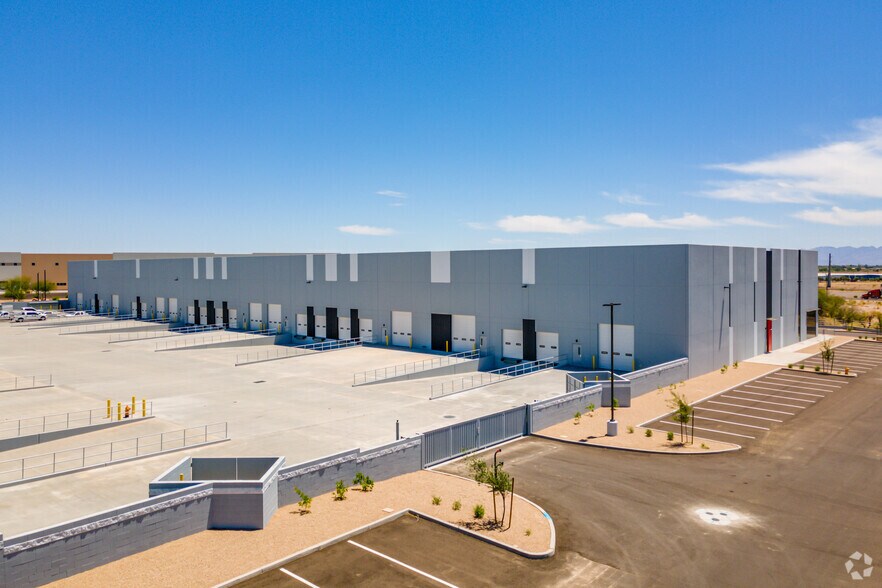 More Photos Of 107th Ave & Glen Harbor Blvd, Glendale Unknown For Lease