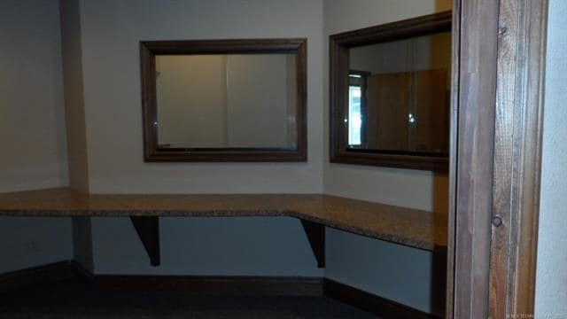 More Photos Of 1650 S Main St, Mcalester Freestanding For Sale