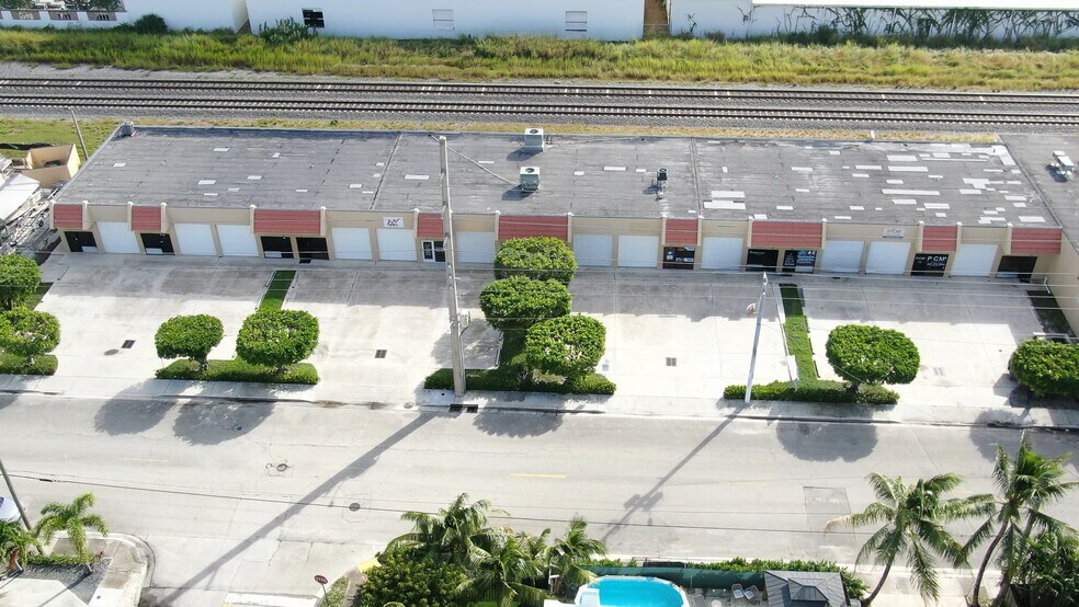 Primary Photo Of 6600 Georgia Ave, West Palm Beach Light Distribution For Lease