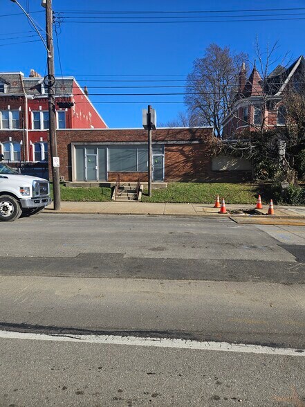 More Photos Of 1552 Madison Ave, Covington Medical For Sale