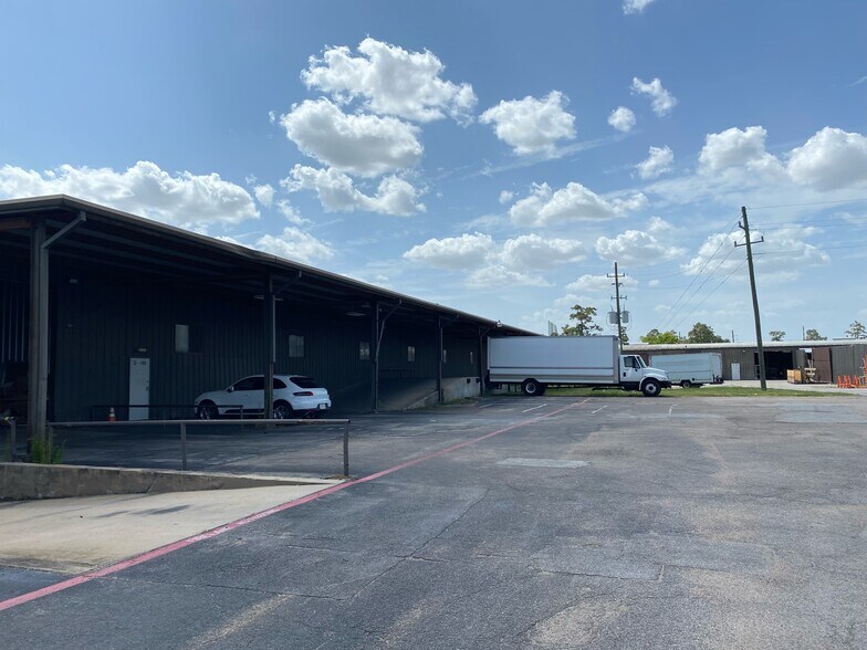 More Photos Of 16261 Hollister St, Houston Unknown For Lease