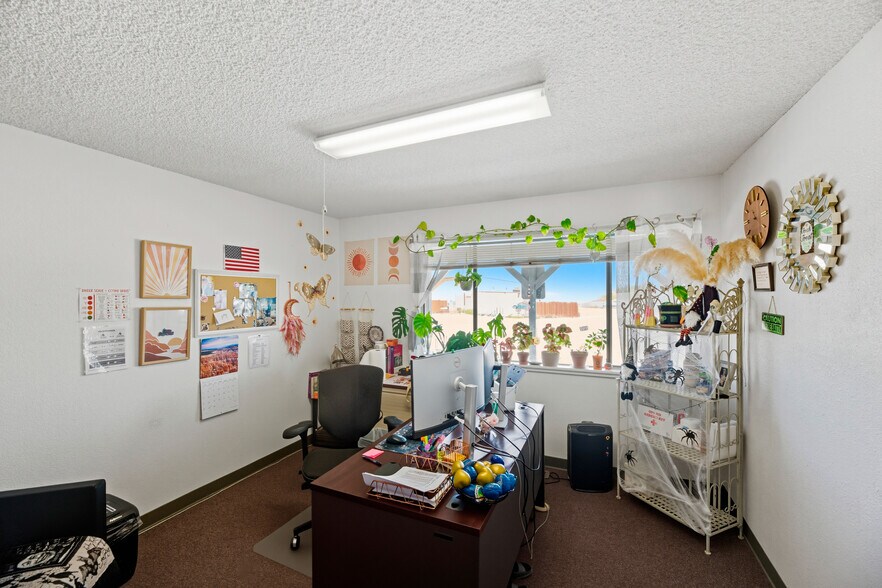 More Photos Of 1000 C St, Hawthorne Office Residential For Sale