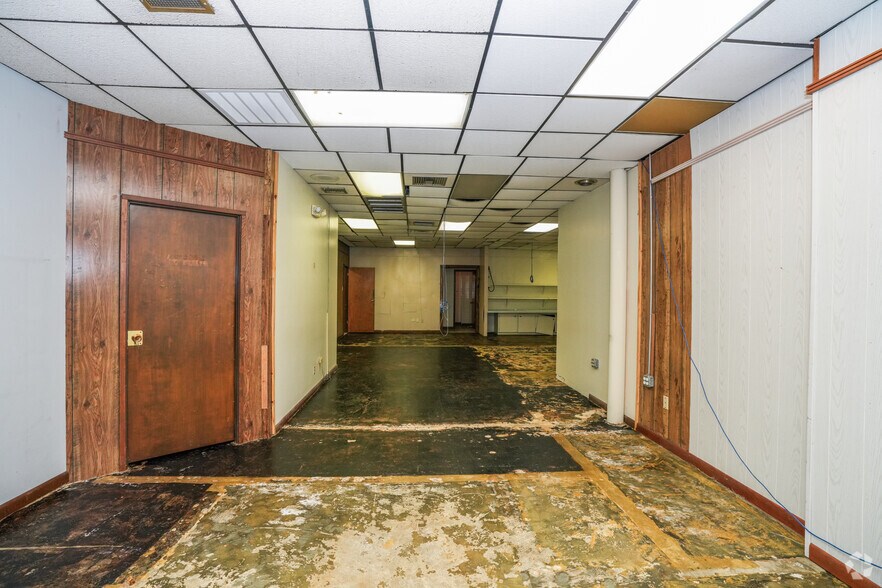 More Photos Of 2830 Breard St, Monroe Office For Sale