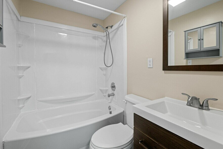 More Photos Of 707 Carter Sells Rd, Johnson City Apartments For Sale
