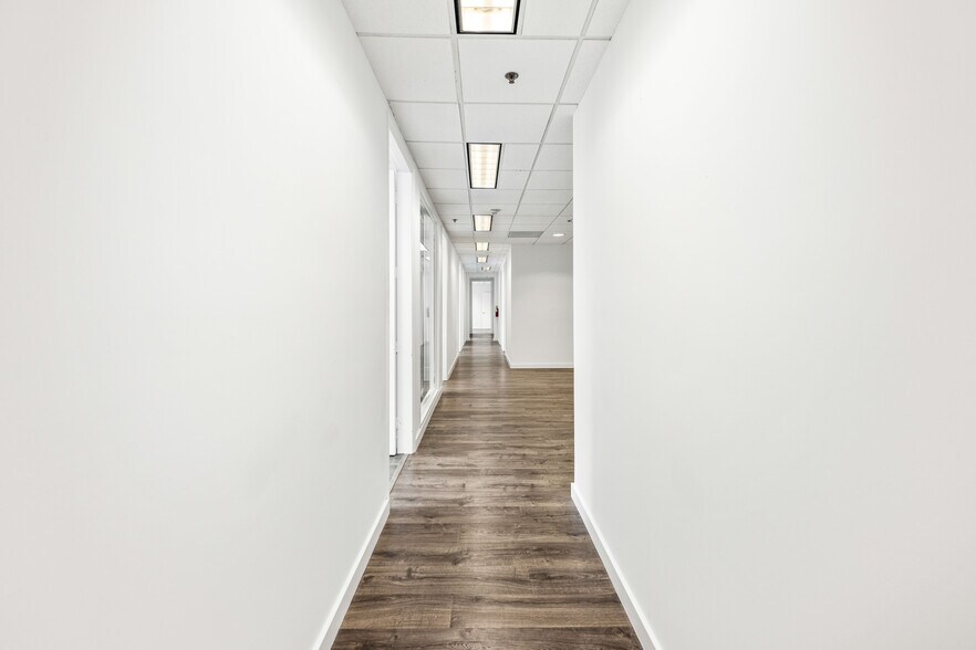 More Photos Of 150 SE 2nd Ave, Miami Coworking Space