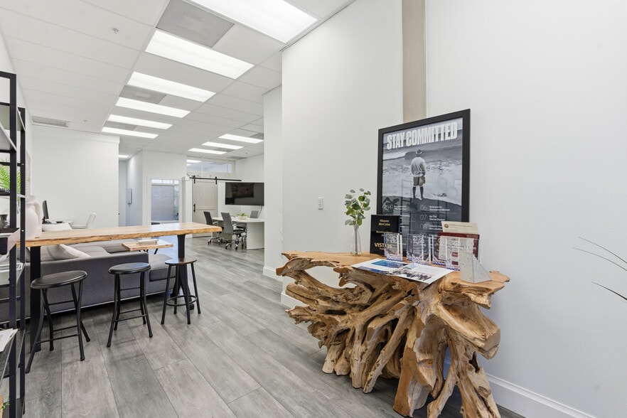 More Photos Of 3307 Northlake Blvd, Palm Beach Gardens Office For Sale