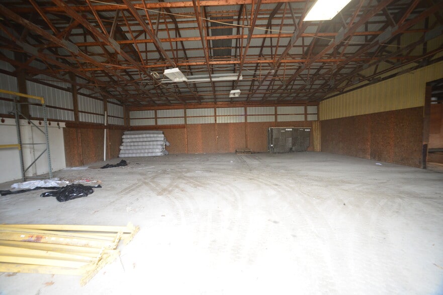 More Photos Of 8012-8022 Centreville Rd, Manassas Park, Manassas Park General Retail For Lease