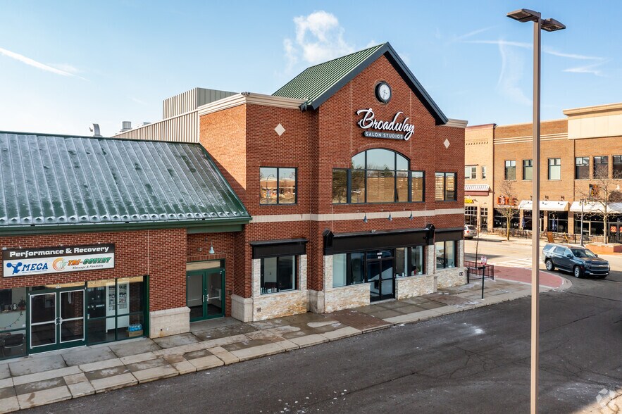 More Photos Of 42875 Grand River Ave, Novi Unknown For Lease