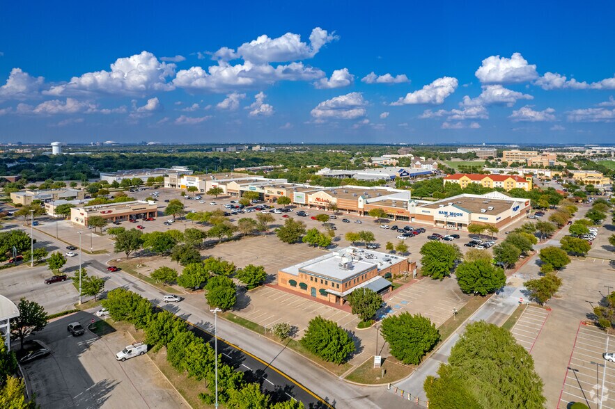 More Photos Of 1255 W Interstate 20, Arlington Restaurant For Lease