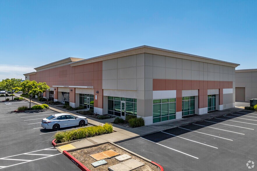 More Photos Of 1104 Tinker Rd, Rocklin Unknown For Lease